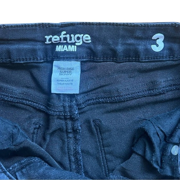 Refuge Miami High Rise Super Skinny Jeans - Picture 3 of 6